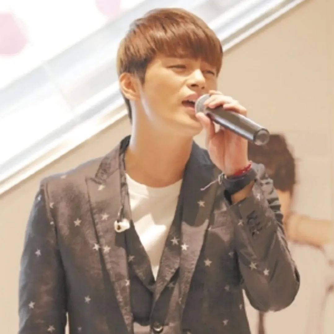 Latest photo of Seo Inguk