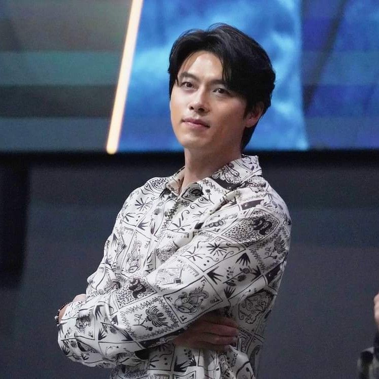Foto terbaru dari Hyun Bin