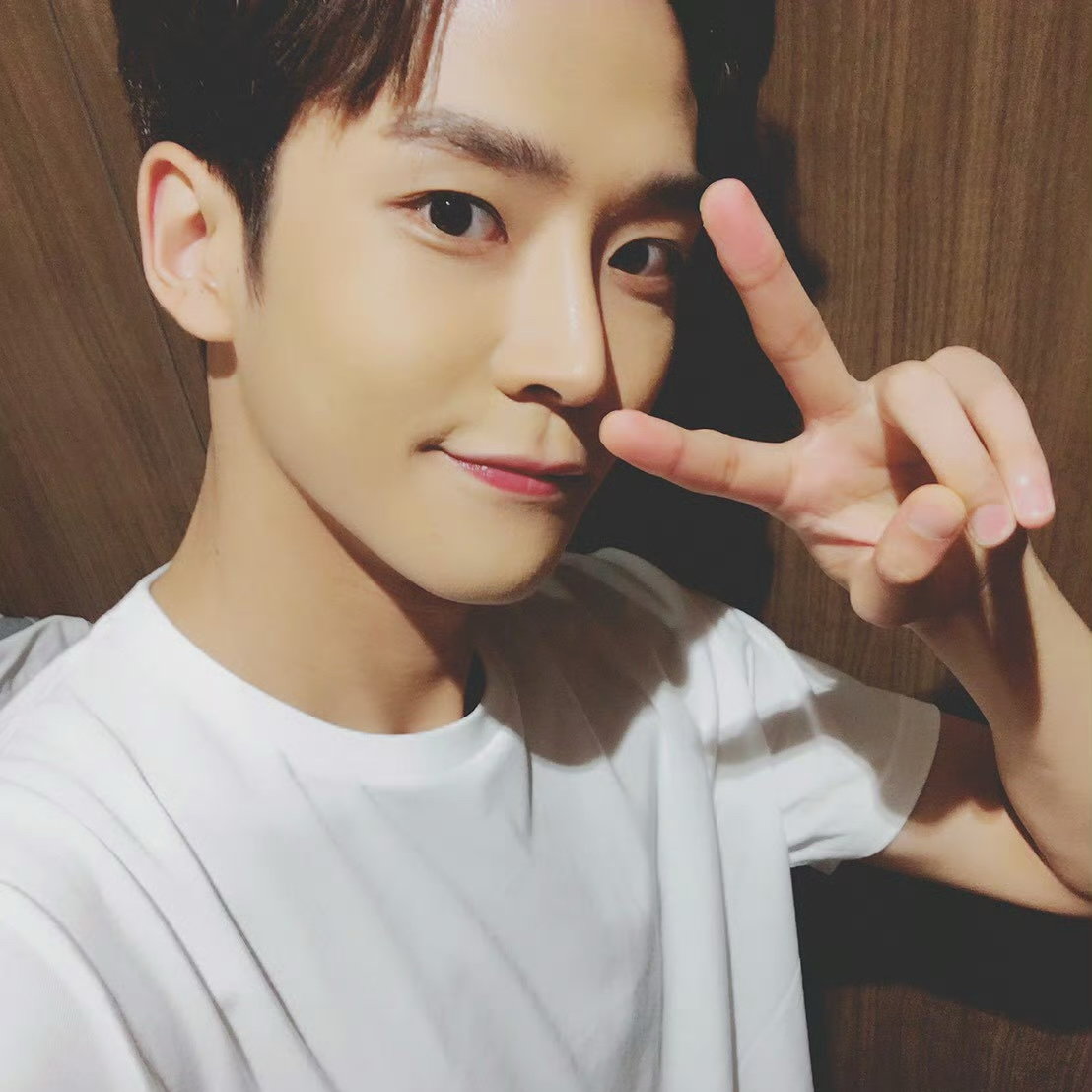 Momen yang diabadikan oleh penggemar Rowoon