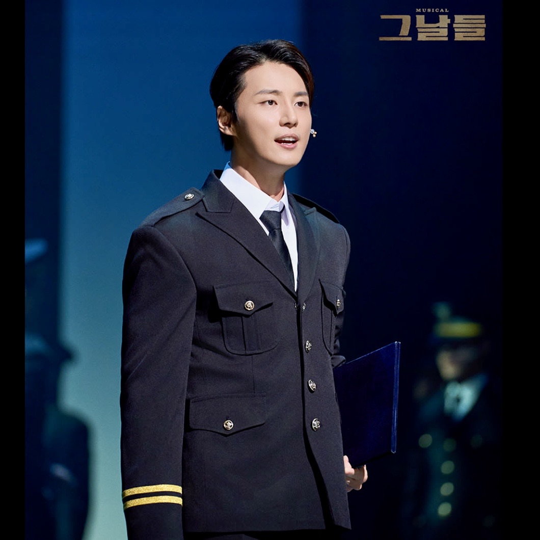Behind-the-scenes cut of Yoon Shiyoon