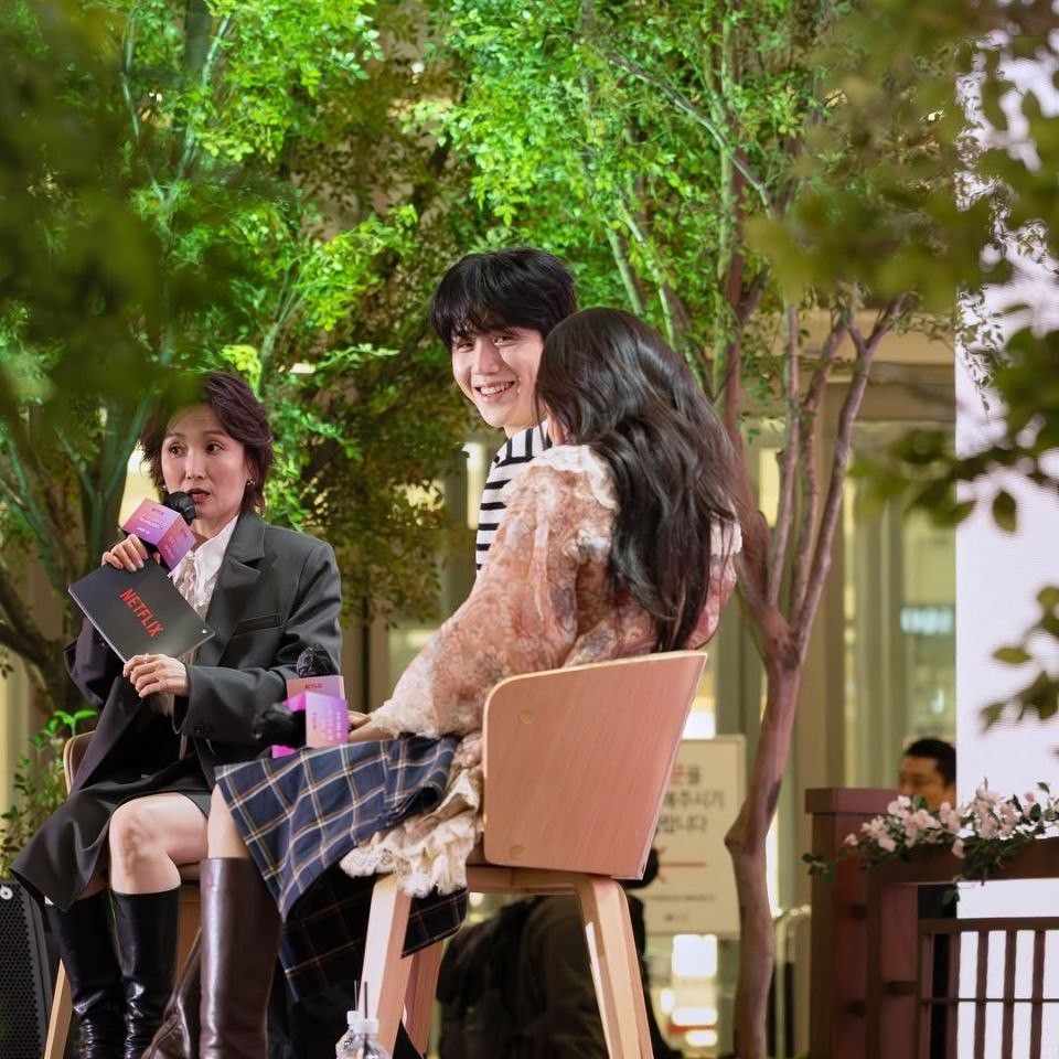 Recent activity shot of Kim Seonho