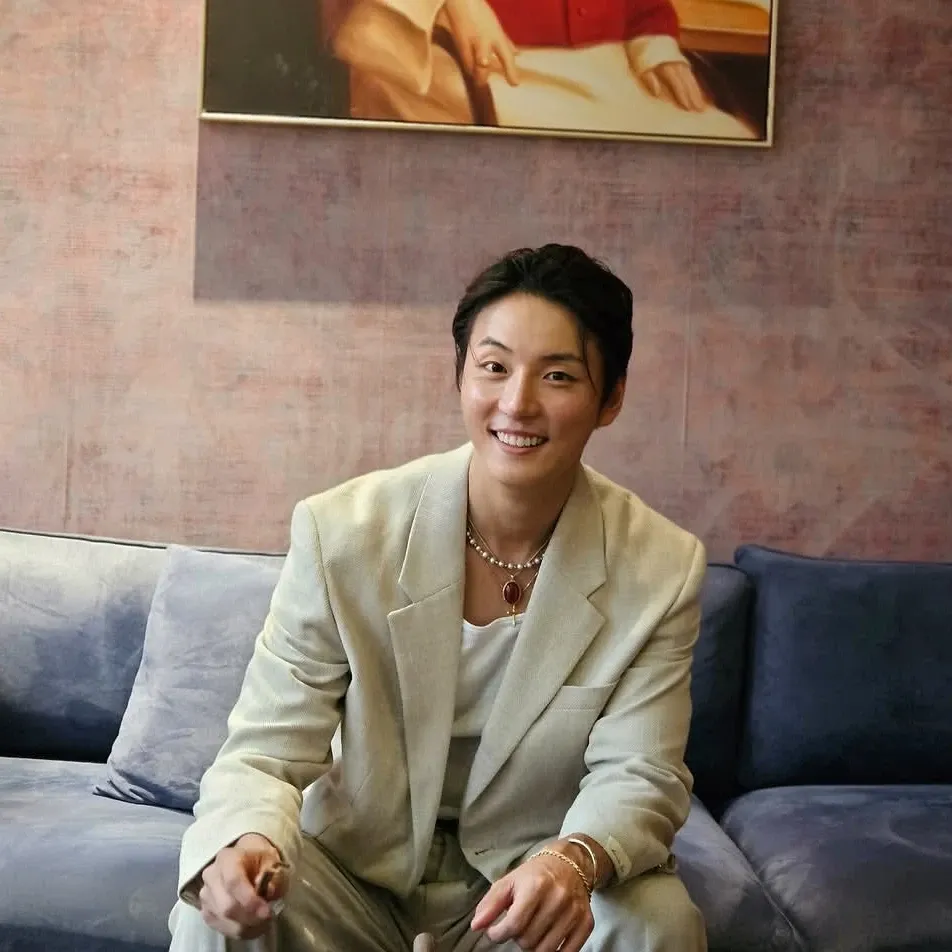 Recent activity shot of Yoon Shiyoon