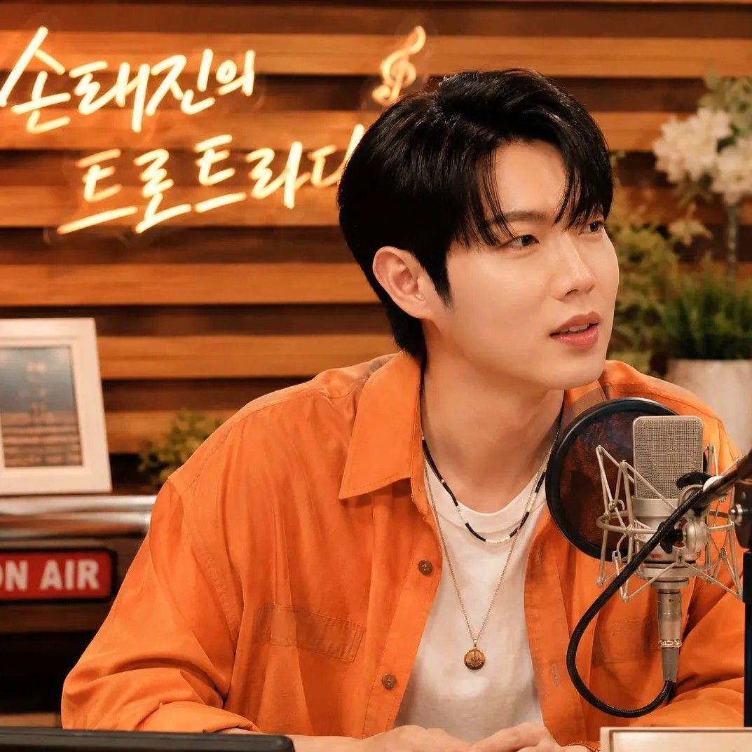 지금 주목받는 셀럽 게시글