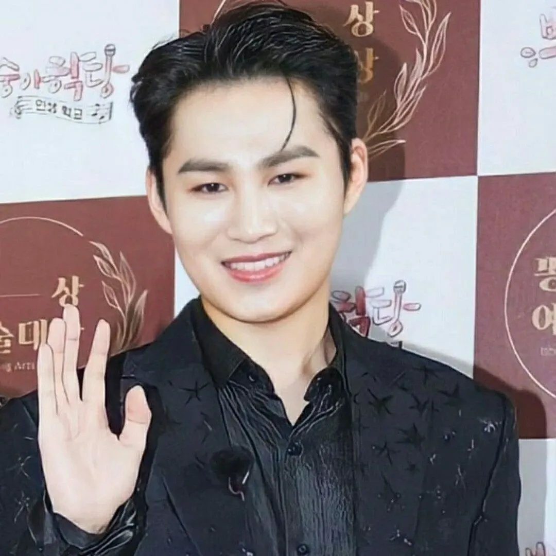 Momen yang diabadikan oleh penggemar Kim Heejae