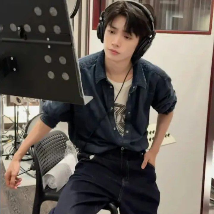 Behind-the-scenes cut of Zi Yu