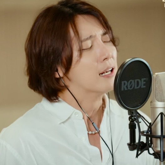 Behind-the-scenes cut of Yoon Shiyoon