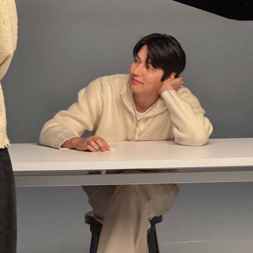 Behind-the-scenes cut of Lee Minho