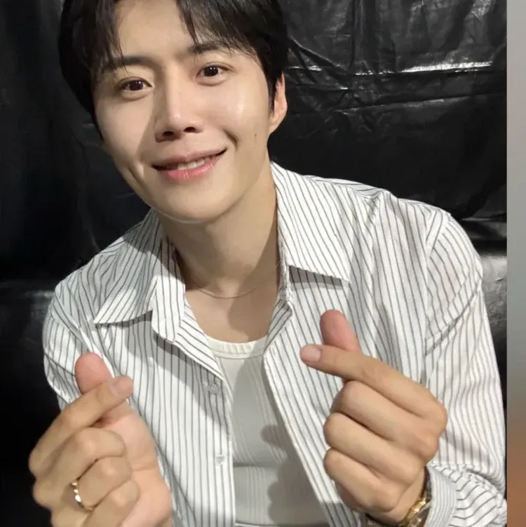 김선호 최근 활동샷