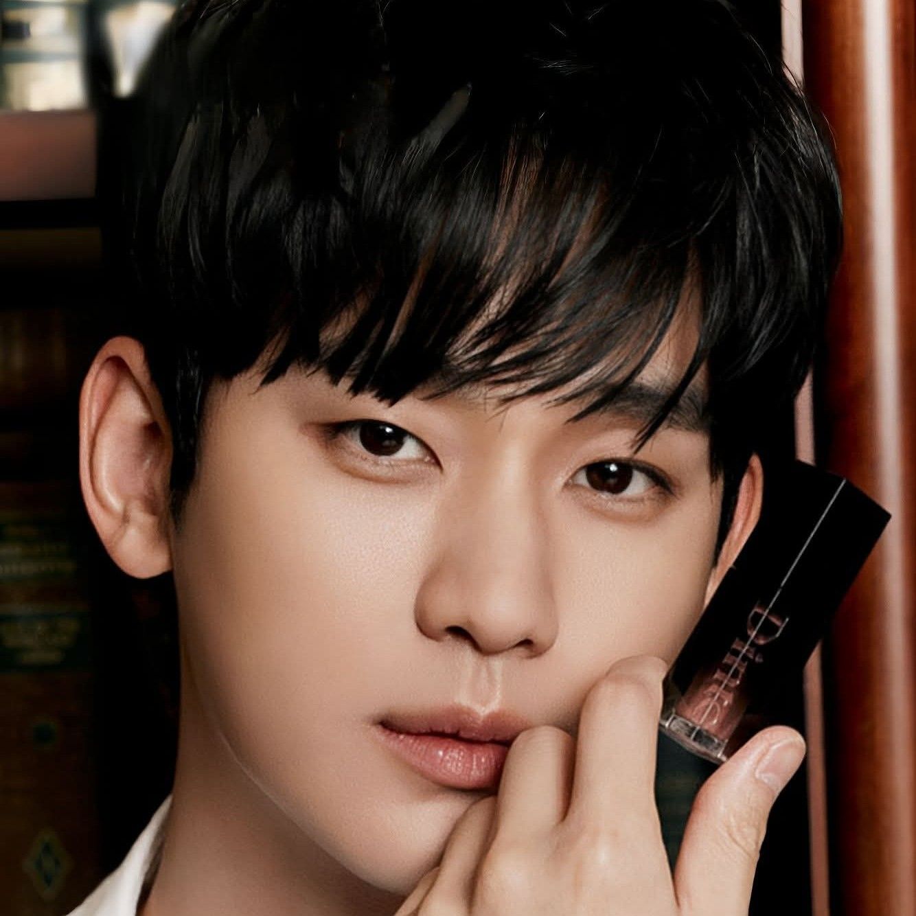 Behind-the-scenes cut of Kim Soohyun