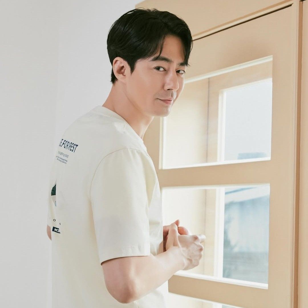 Latest photo of Jo Insung