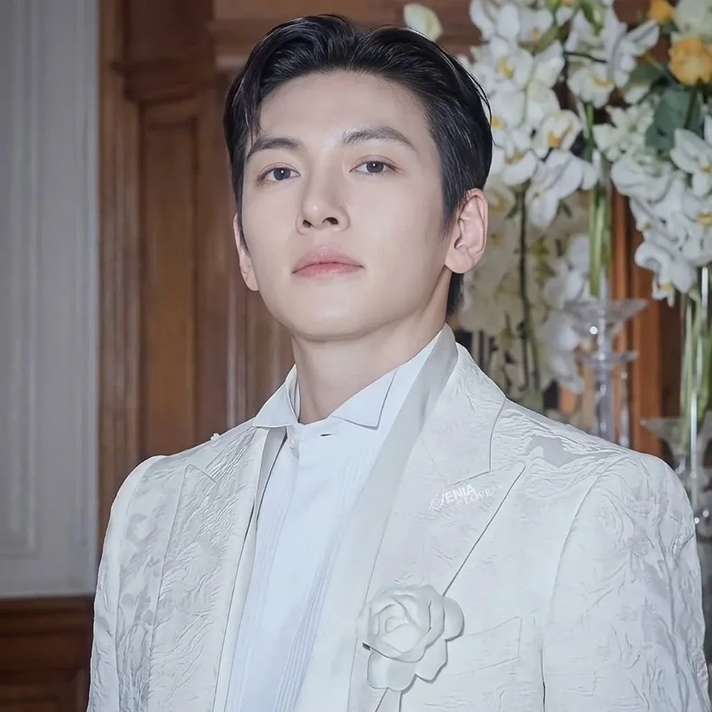A moment captured by a fan of Ji Changwook
