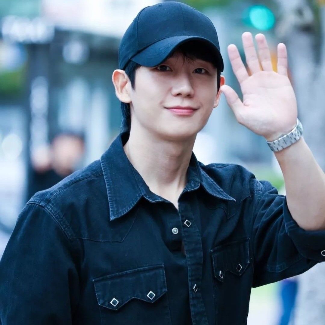 粉絲拍下的丁海寅瞬間