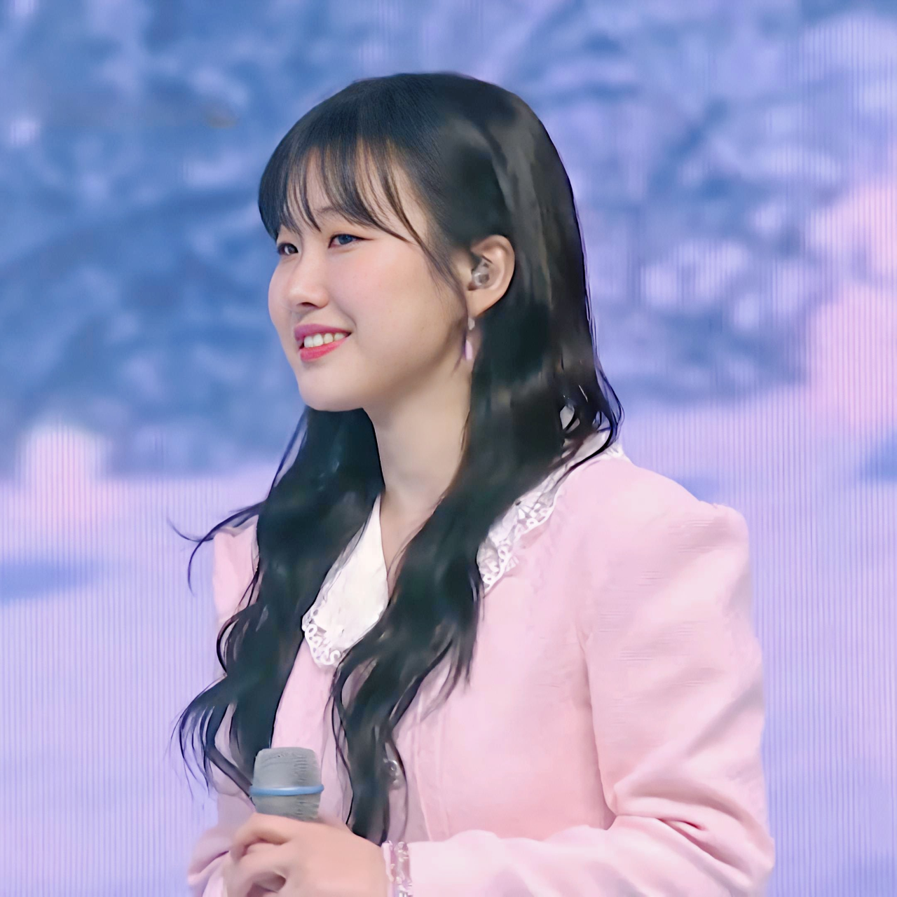 Recent activity shot of Hong Seongyun