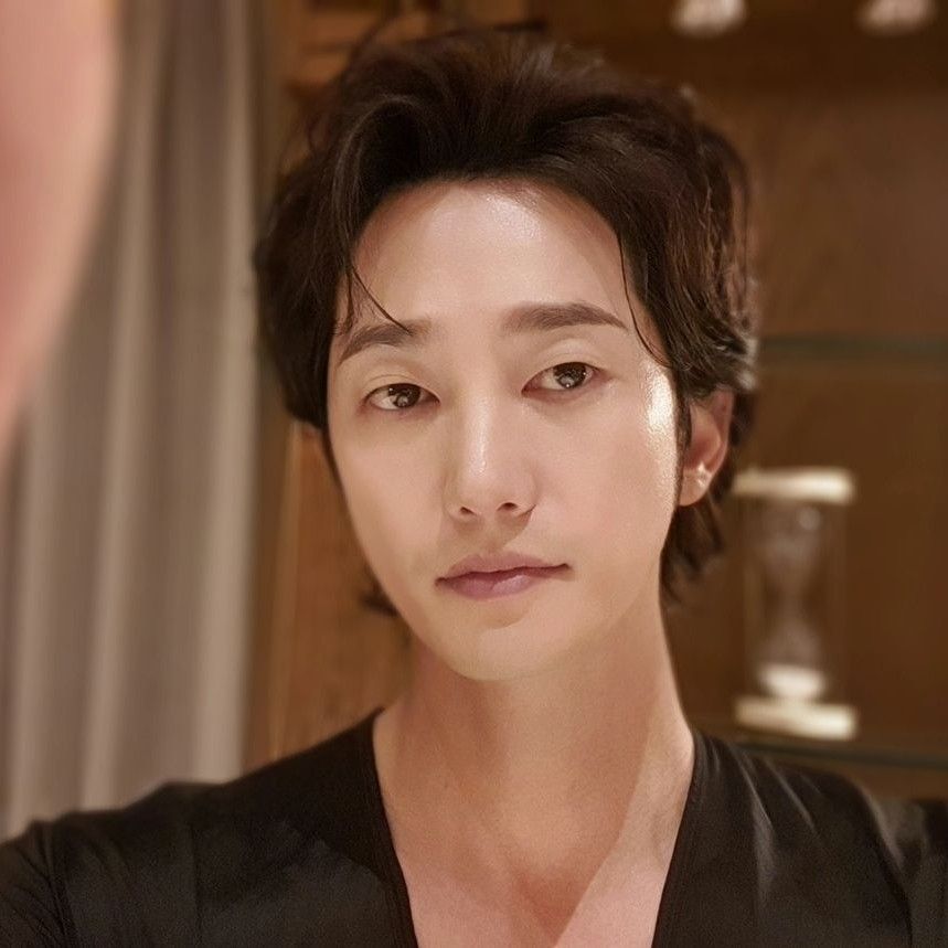 Latest photo of Park Sihoo