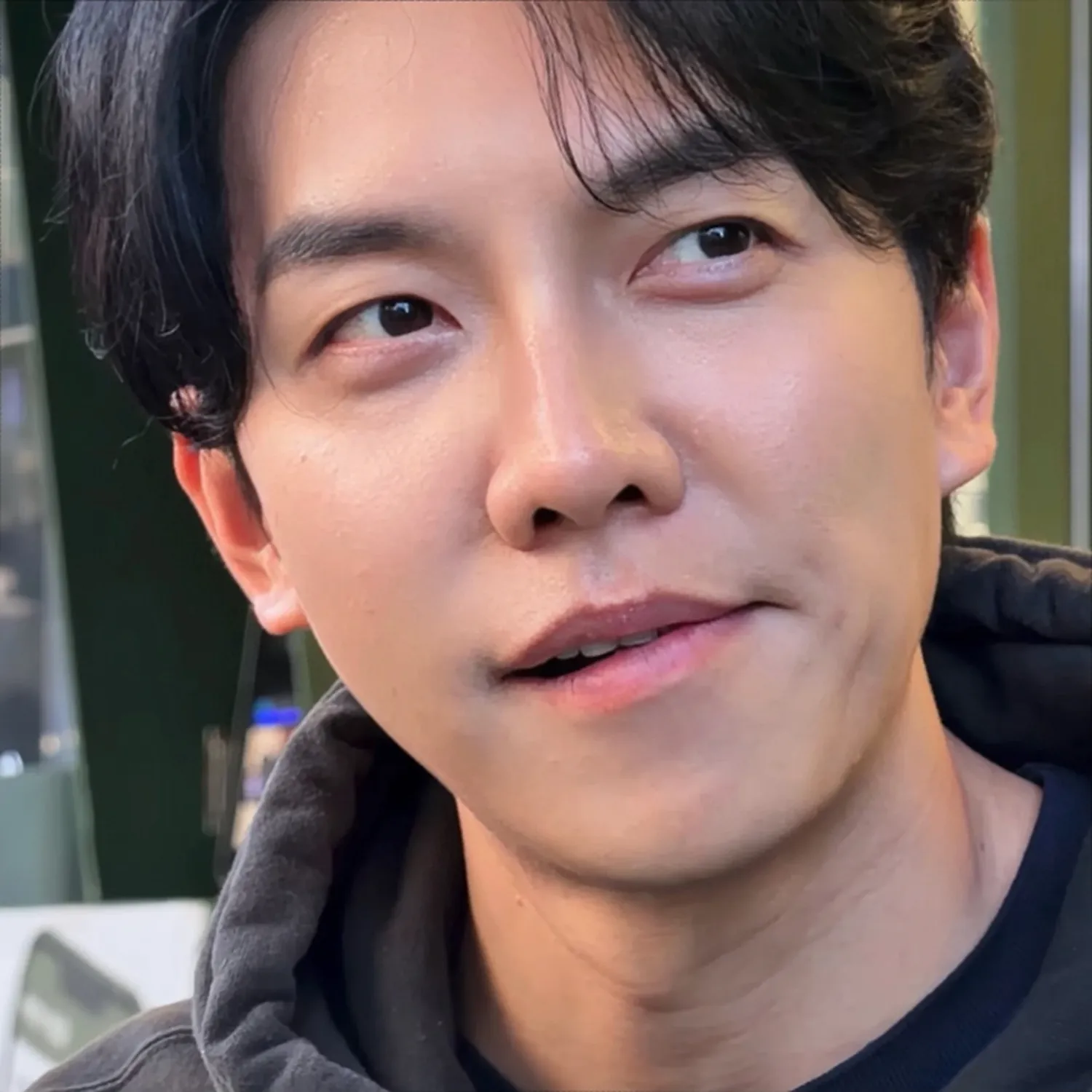 Foto kegiatan terbaru dari Lee Seunggi