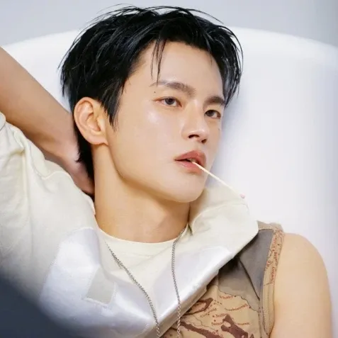 A moment captured by a fan of Seo Inguk