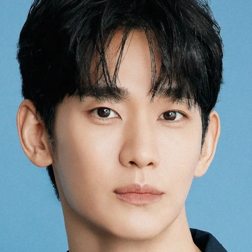 Latest photo of Kim Soohyun