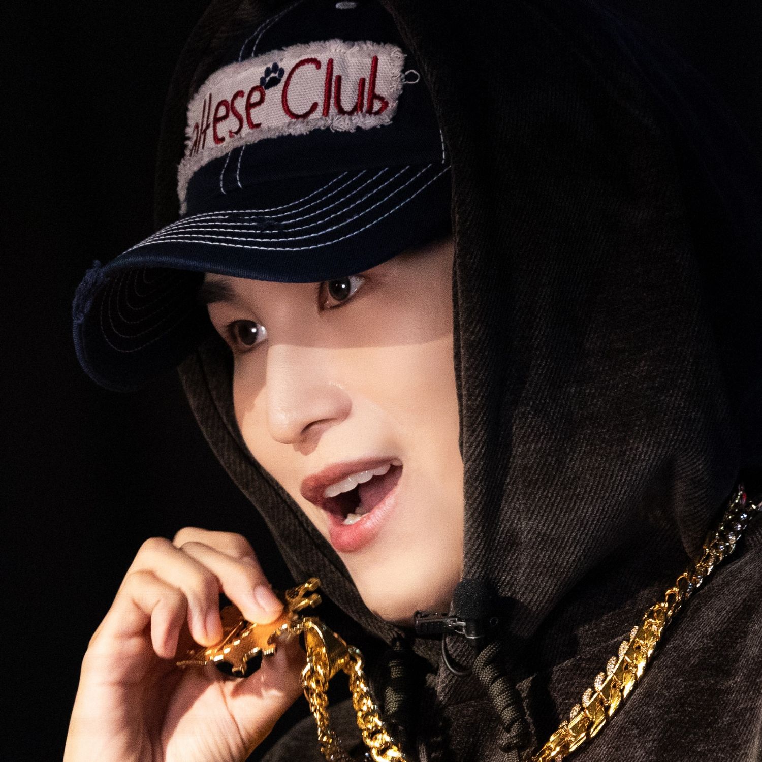 金熙栽的最新照片