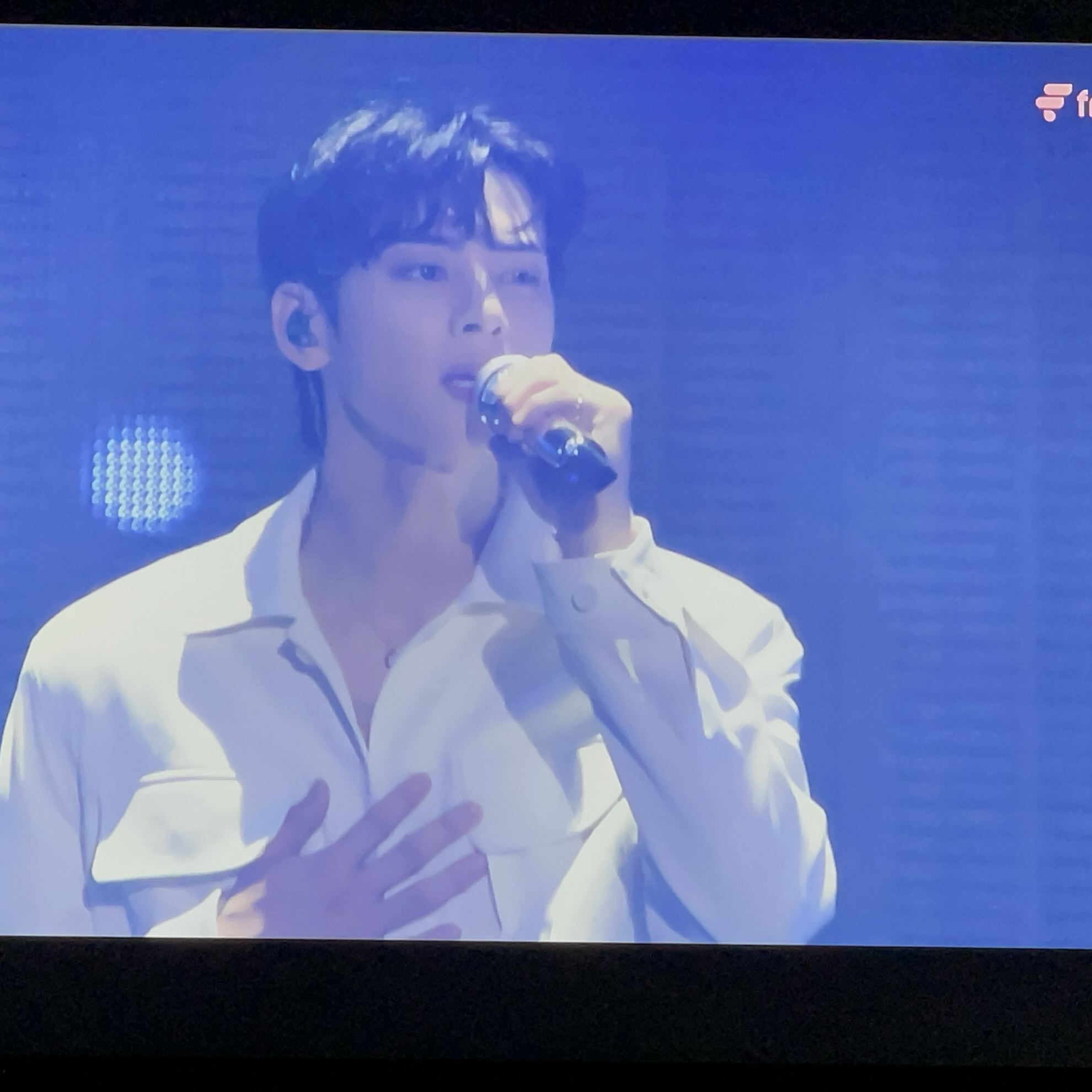 Foto kegiatan terbaru dari Cha Eunwoo