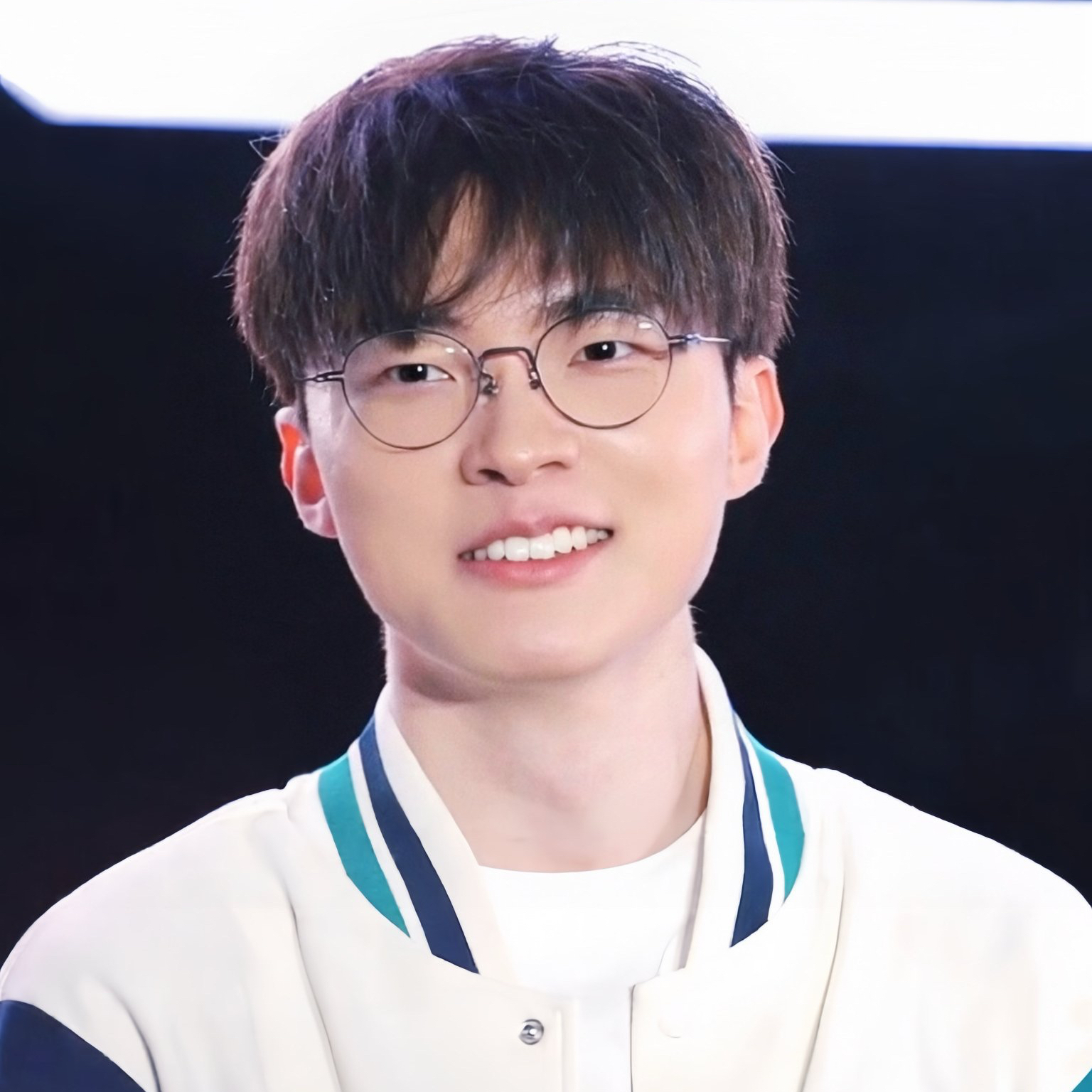 Fakerの最新写真