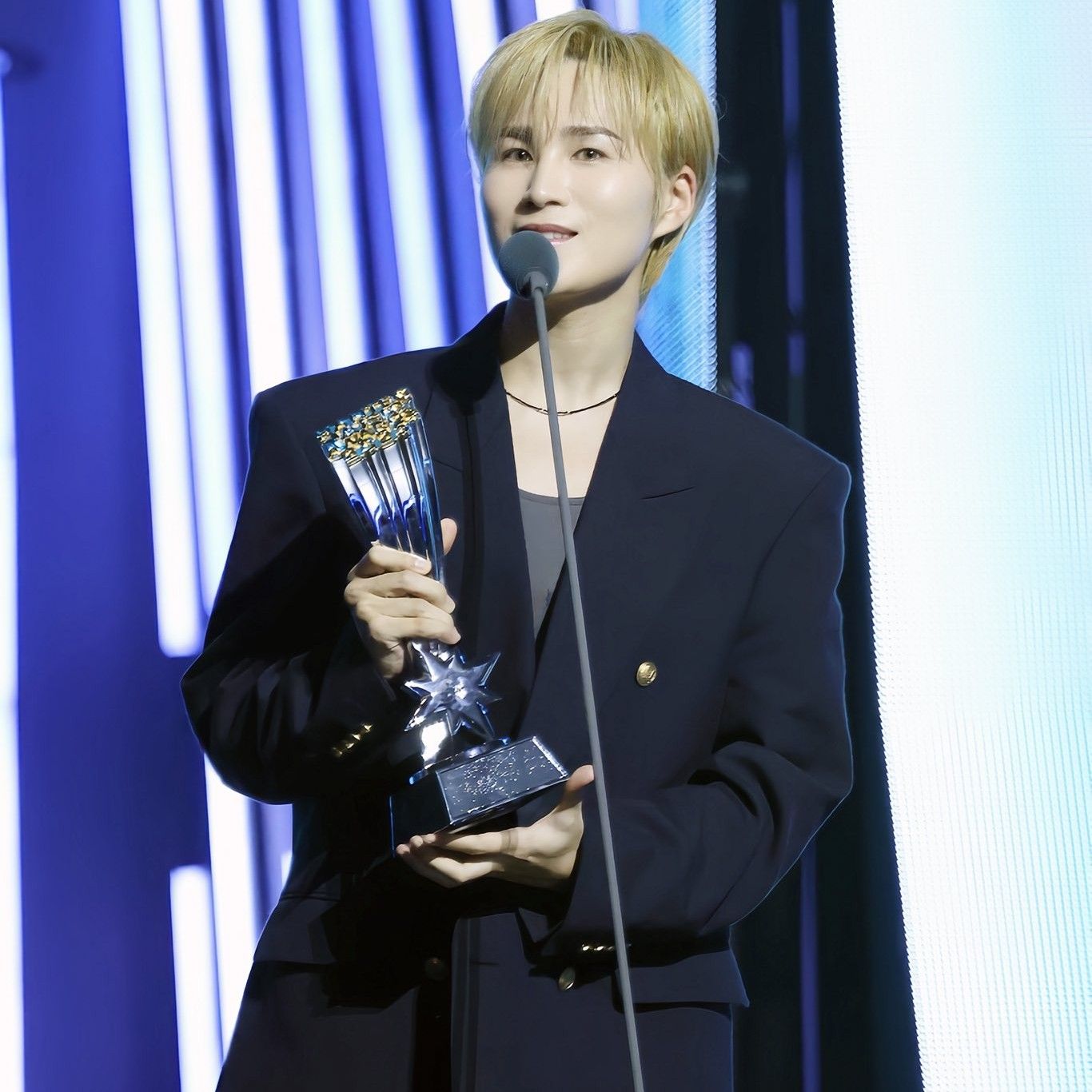 김희재의 최신 사진