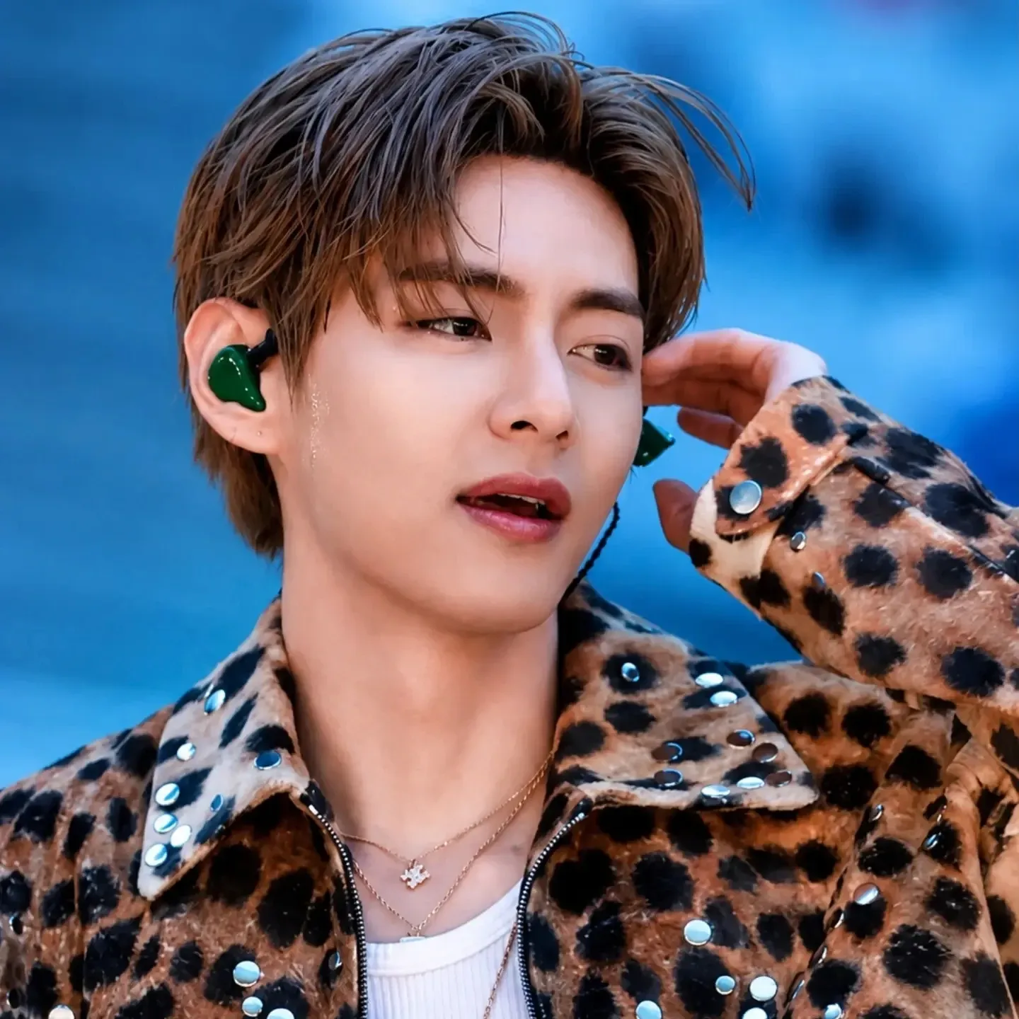 Behind-the-scenes cut of Kim Taehyung (V)