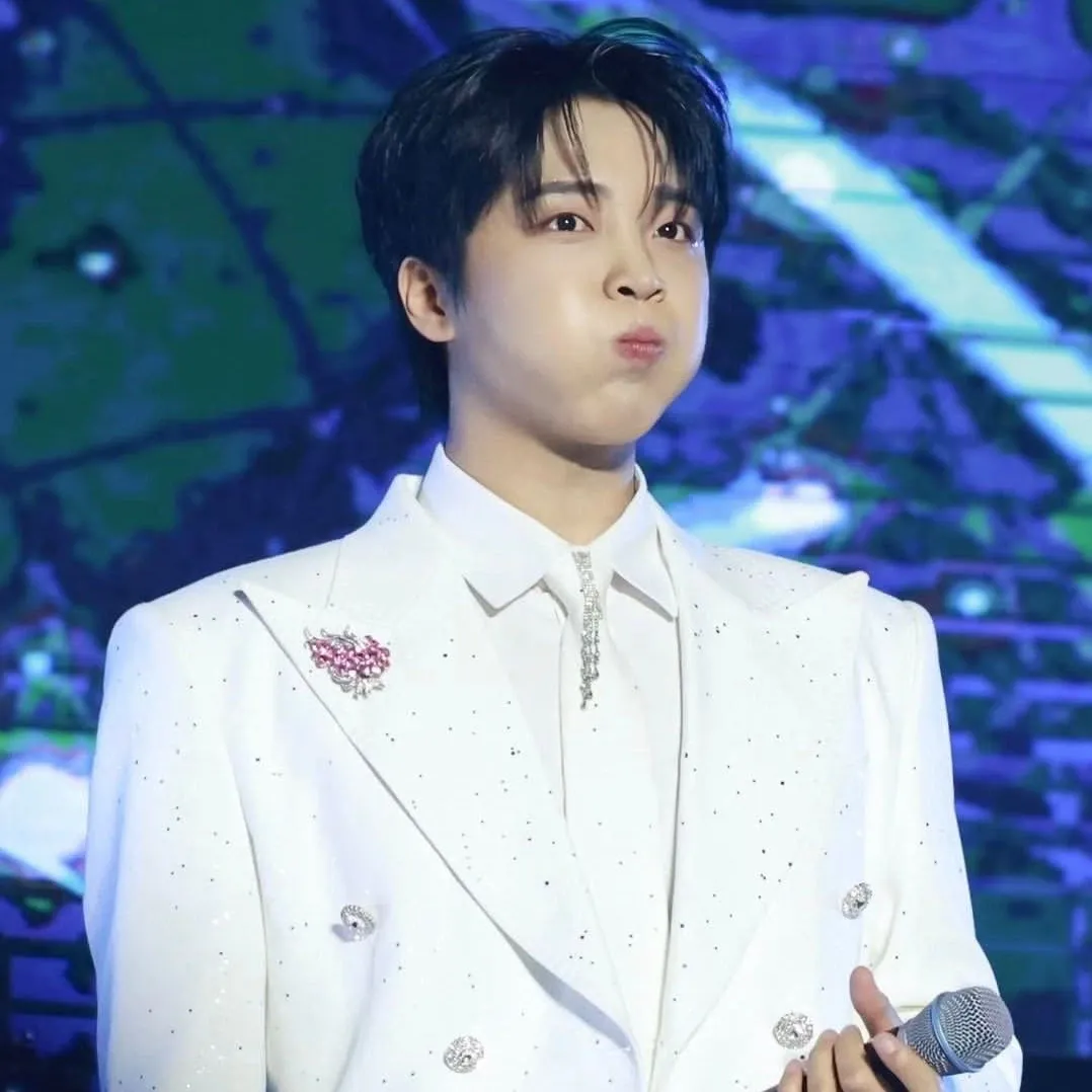 Recent activity shot of Hwang Yunsung