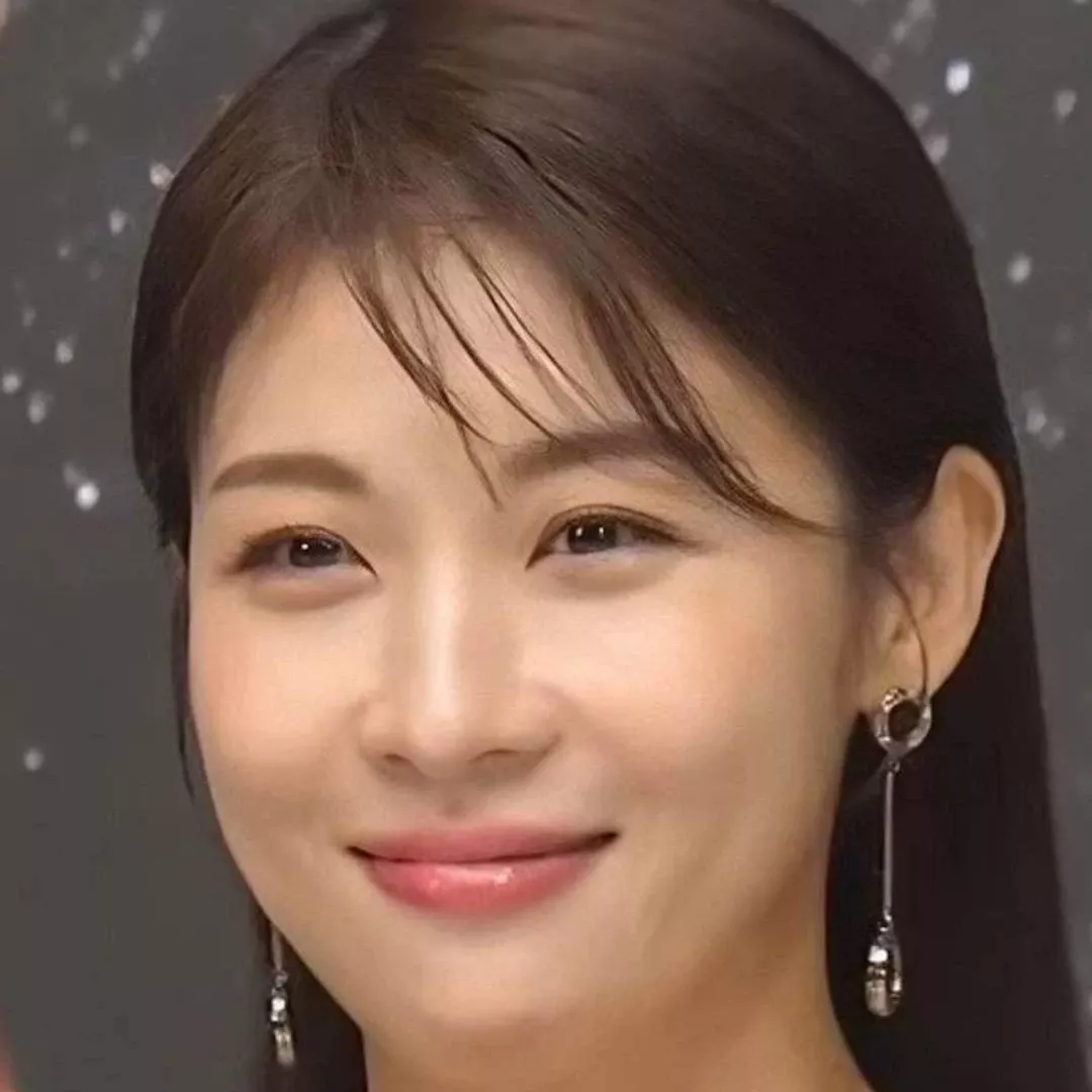 A moment captured by a fan of Ha Jiwon