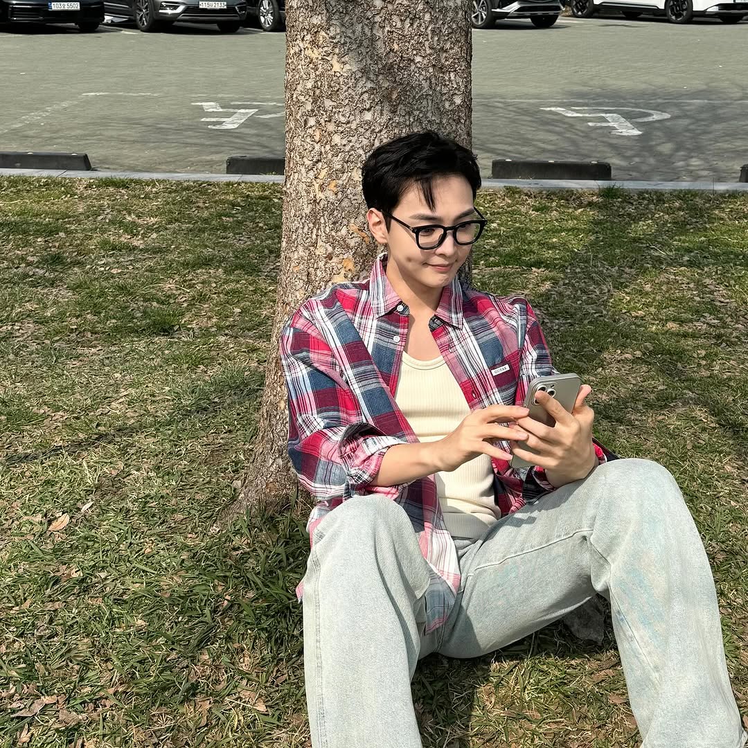 Recent activity shot of Kim Minjae