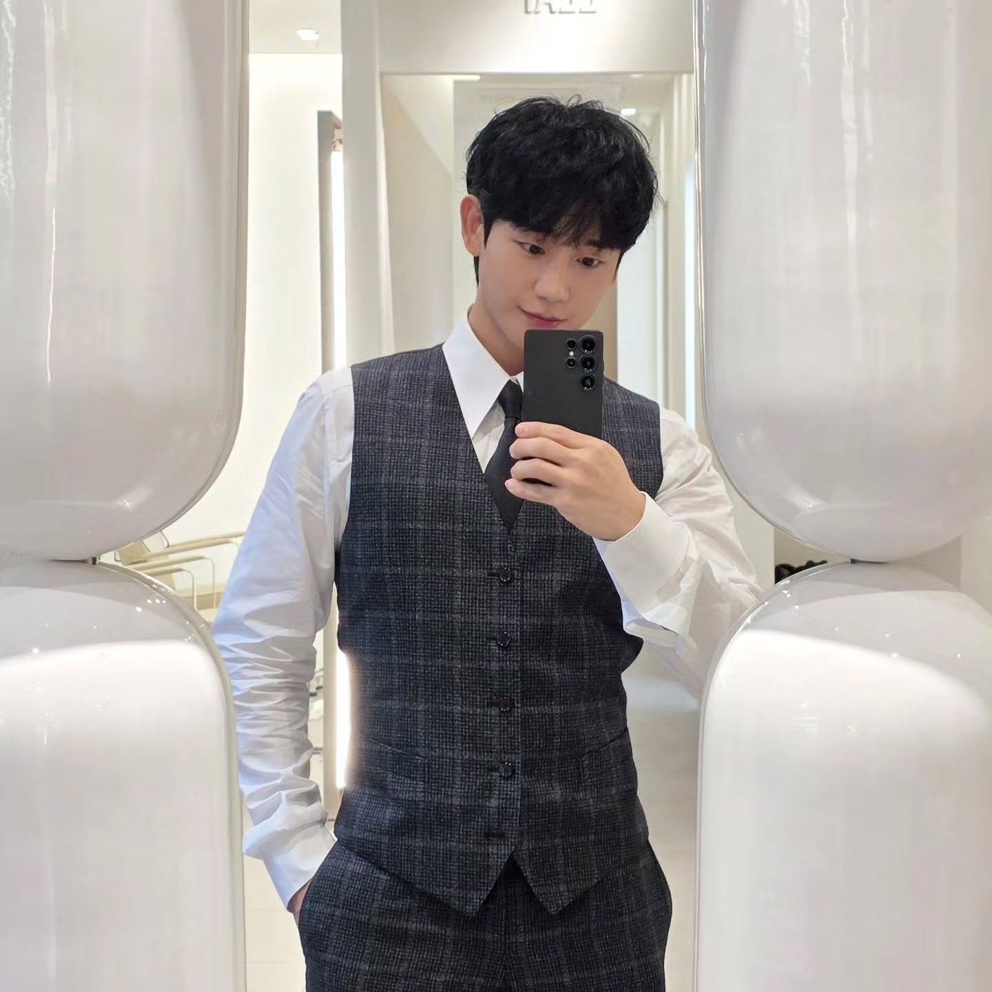 丁海寅的最新照片