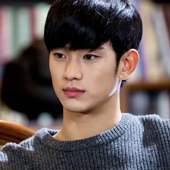 Behind-the-scenes cut of Kim Soohyun