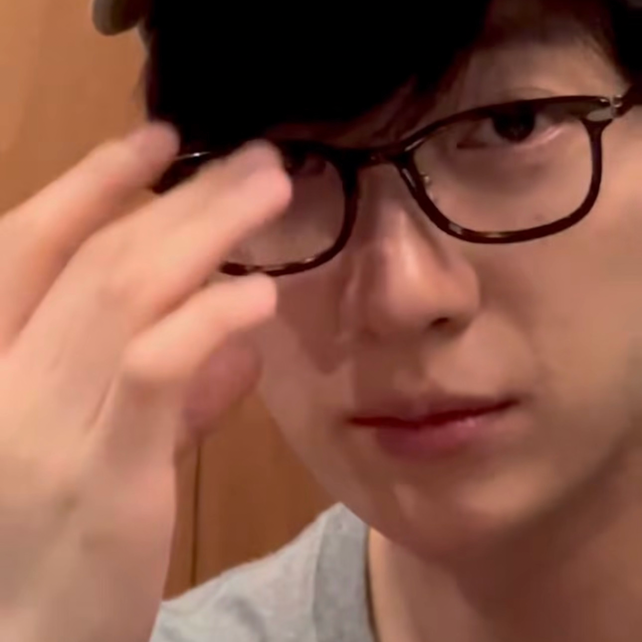 A moment captured by a fan of Lee Sangyeob