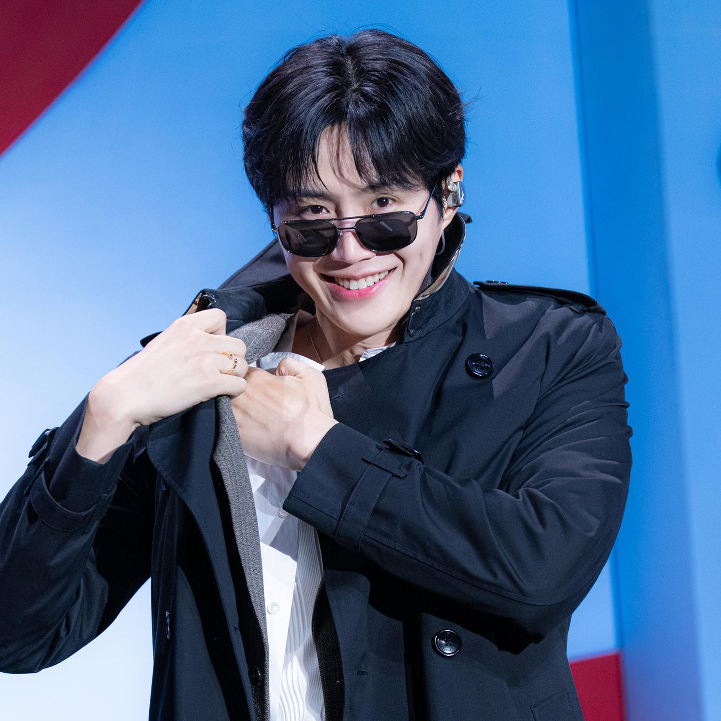 Behind-the-scenes cut of Kim Seonho