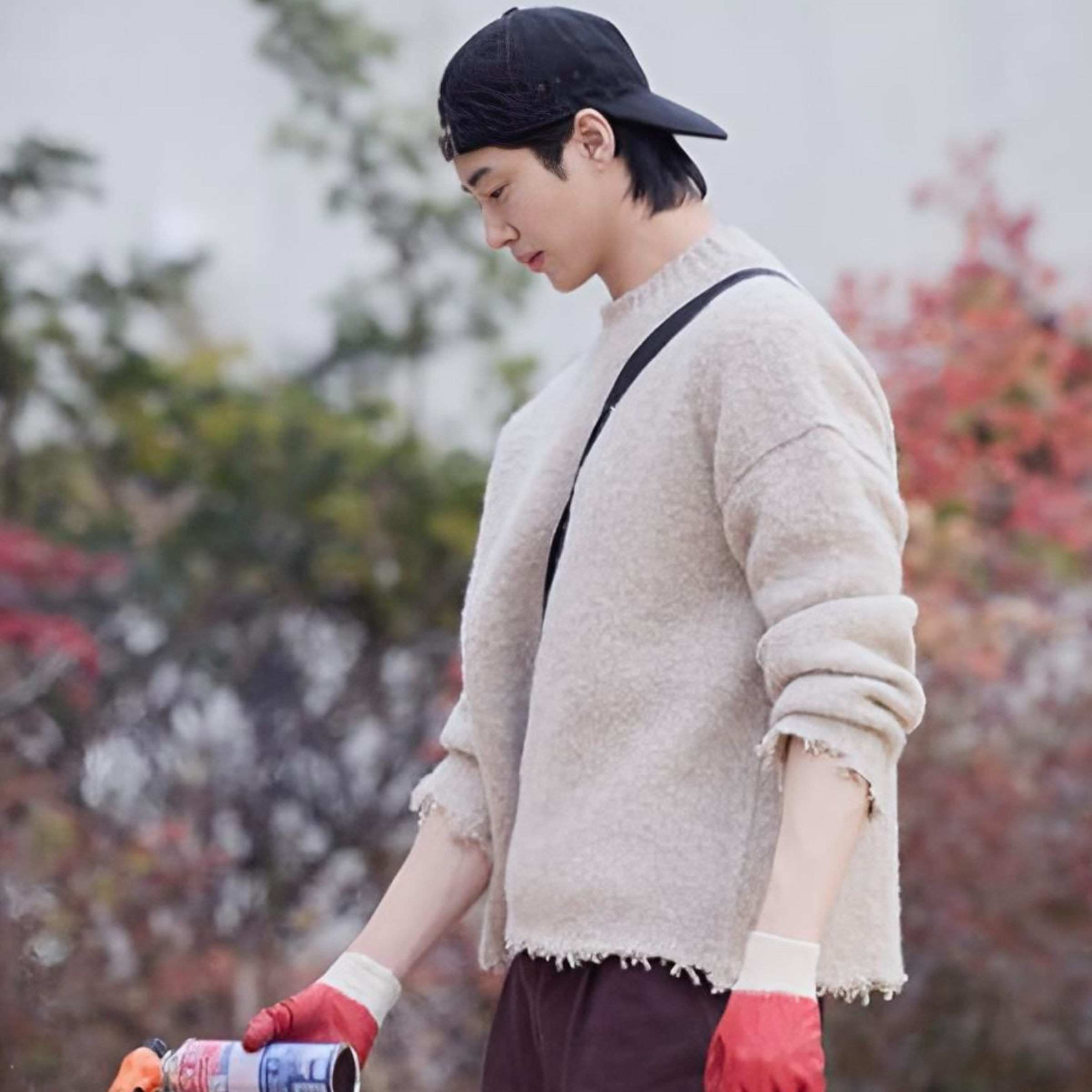 Behind-the-scenes cut of Byeon Wooseok