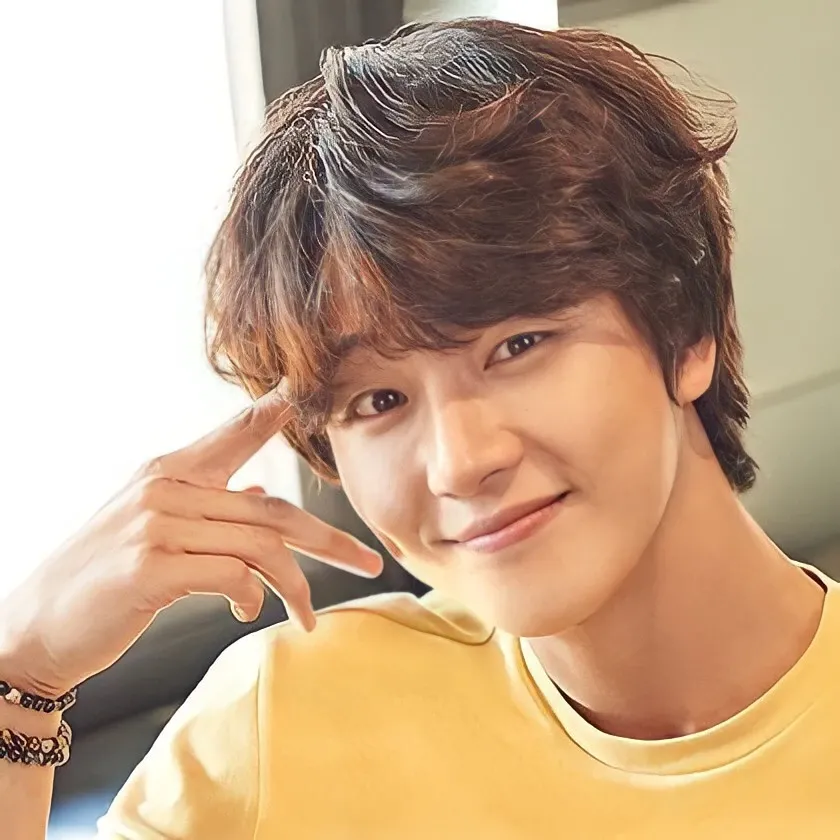 Latest photo of Yoon Shiyoon