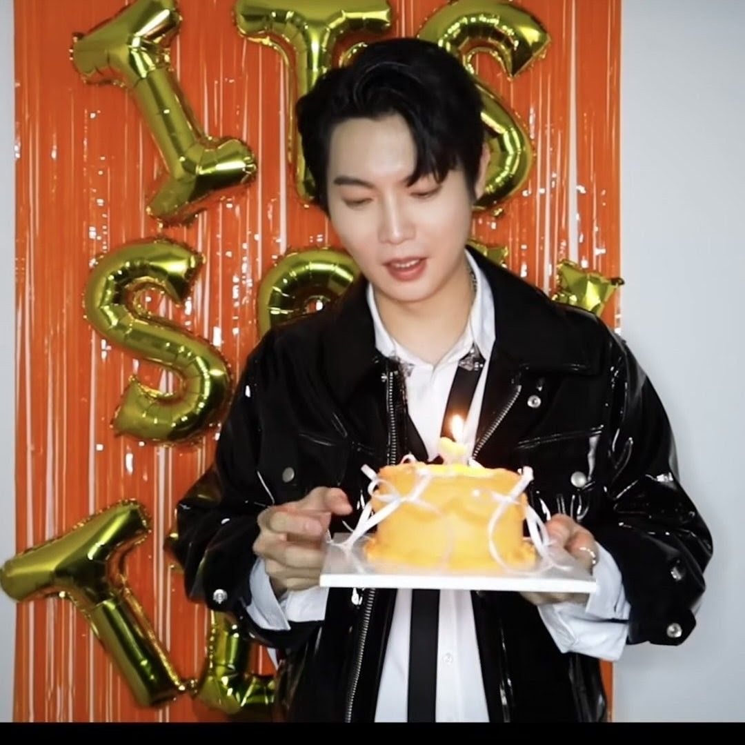 A moment captured by a fan of Son Taejin