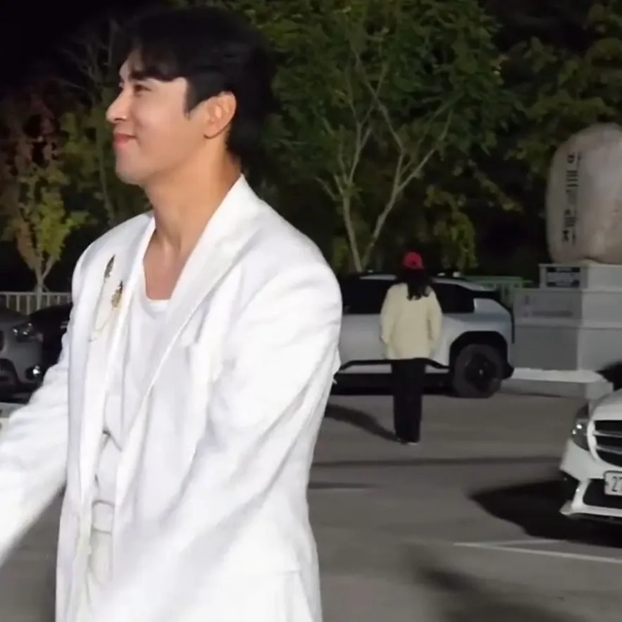 Foto kegiatan terbaru dari Jang Minho