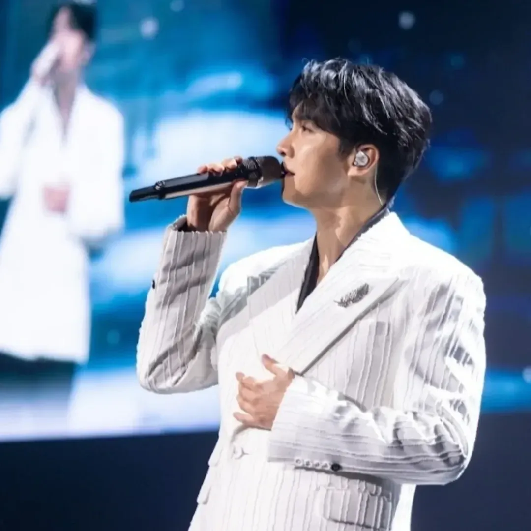 イ・スンギの最近の活動ショット