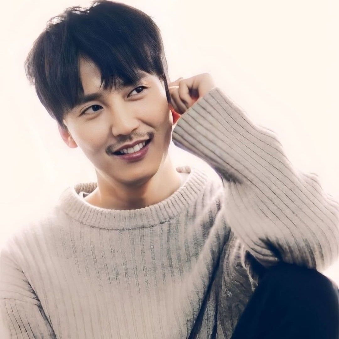 Latest photo of Kim Namgil