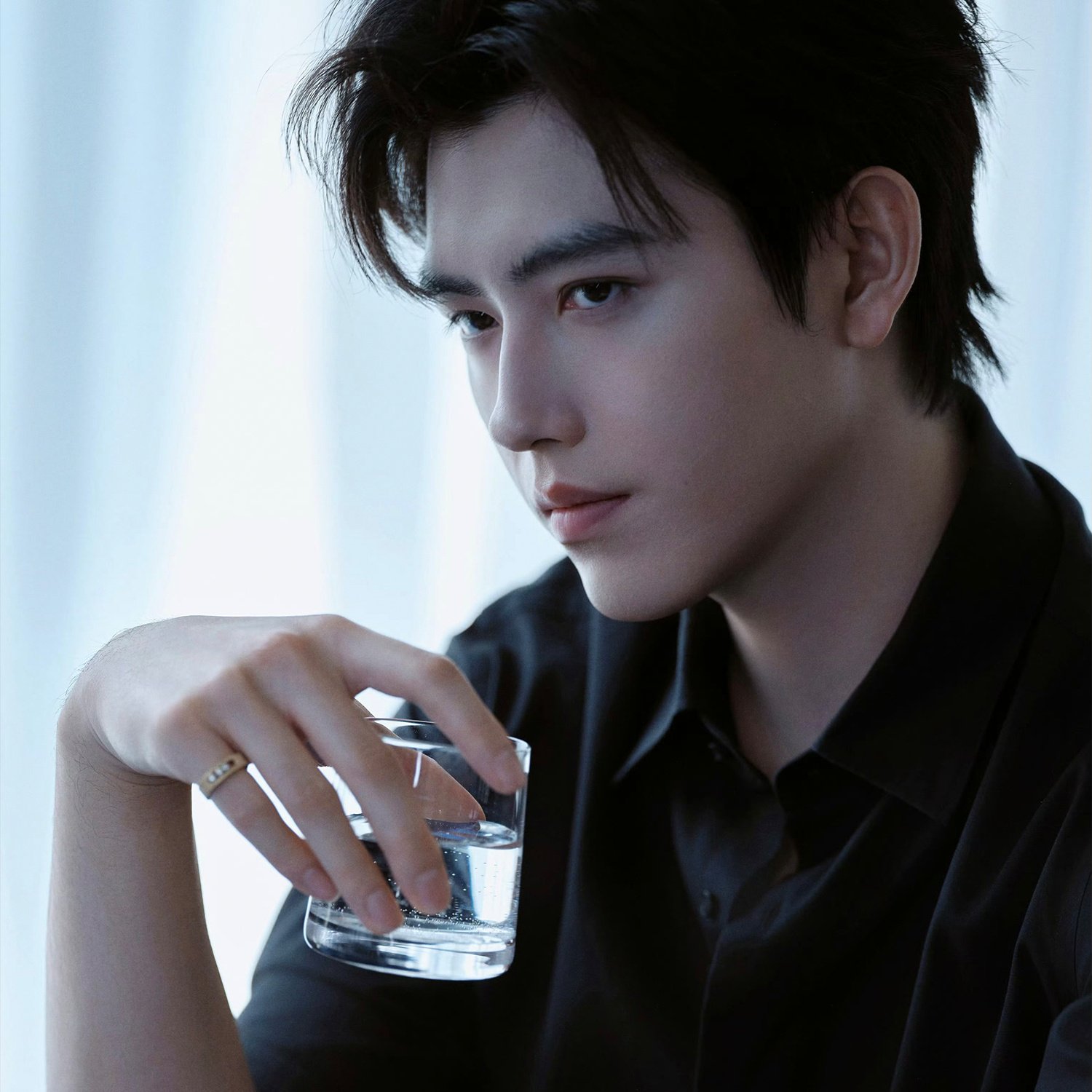 Behind-the-scenes cut of Arthur Chen