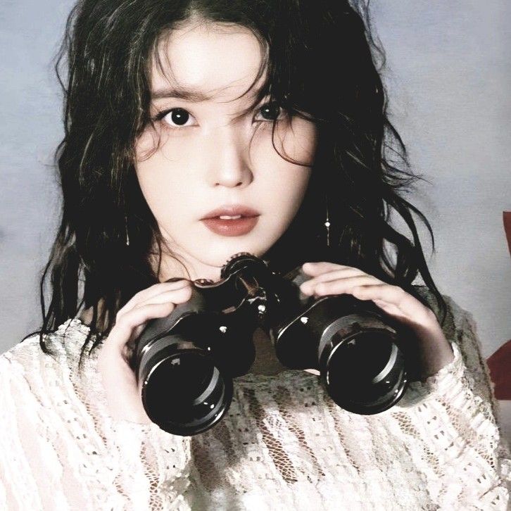 A moment captured by a fan of IU