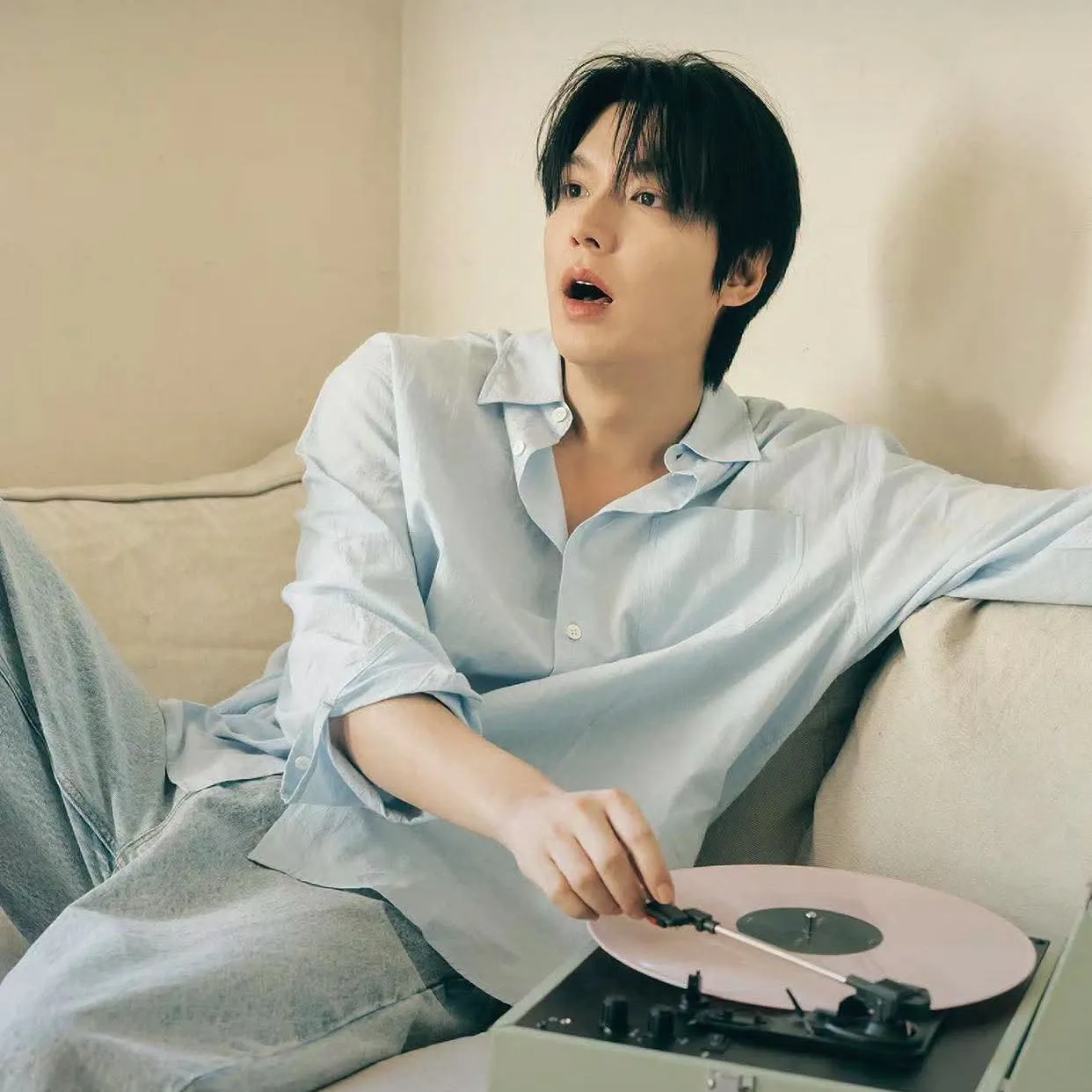 Behind-the-scenes cut of Lee Minho