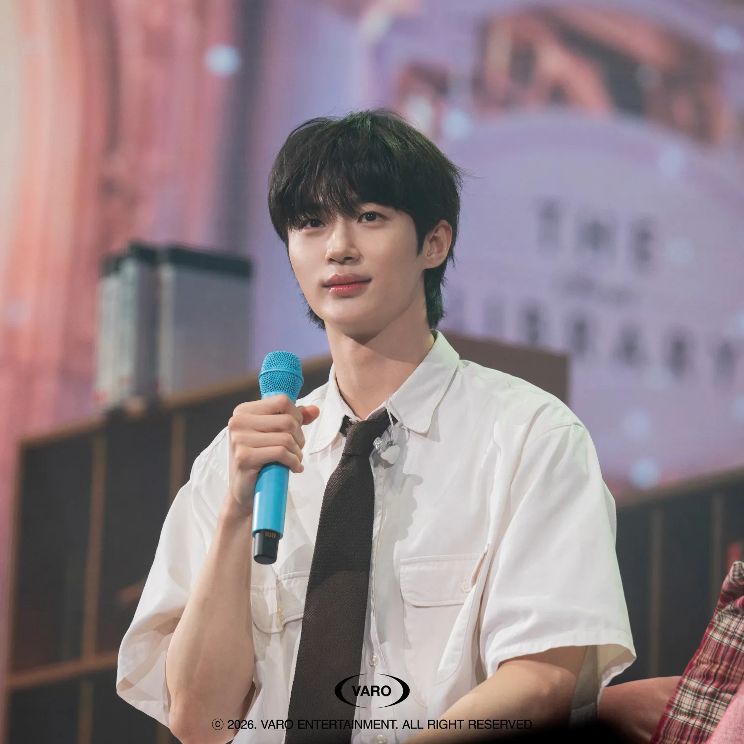 A moment captured by a fan of Byeon Wooseok