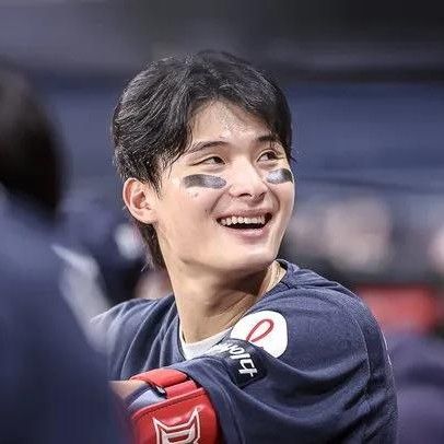 Latest photo of Yoon Donghee