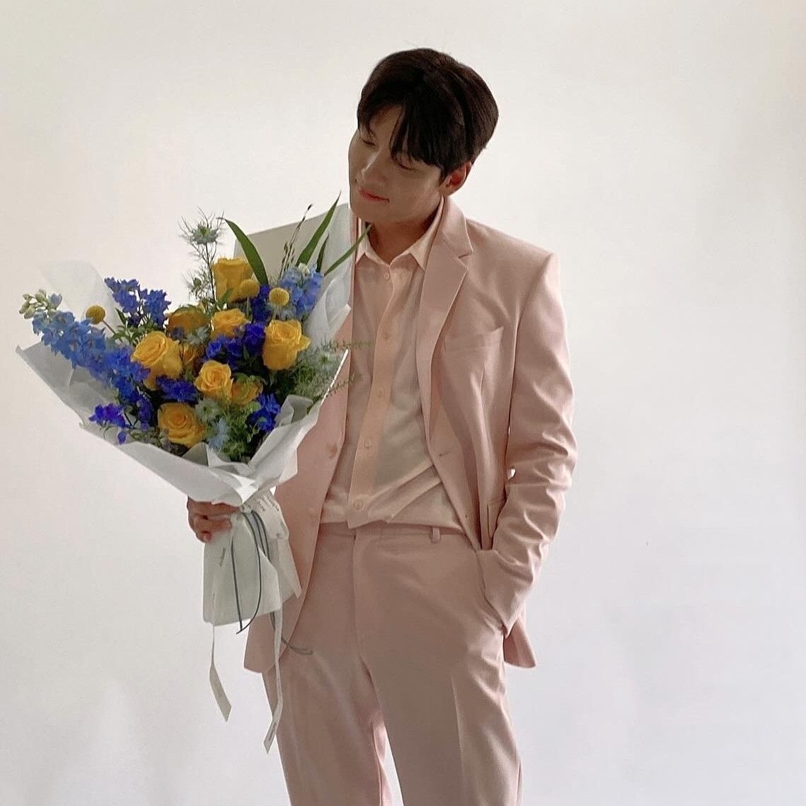 A moment captured by a fan of Ji Changwook