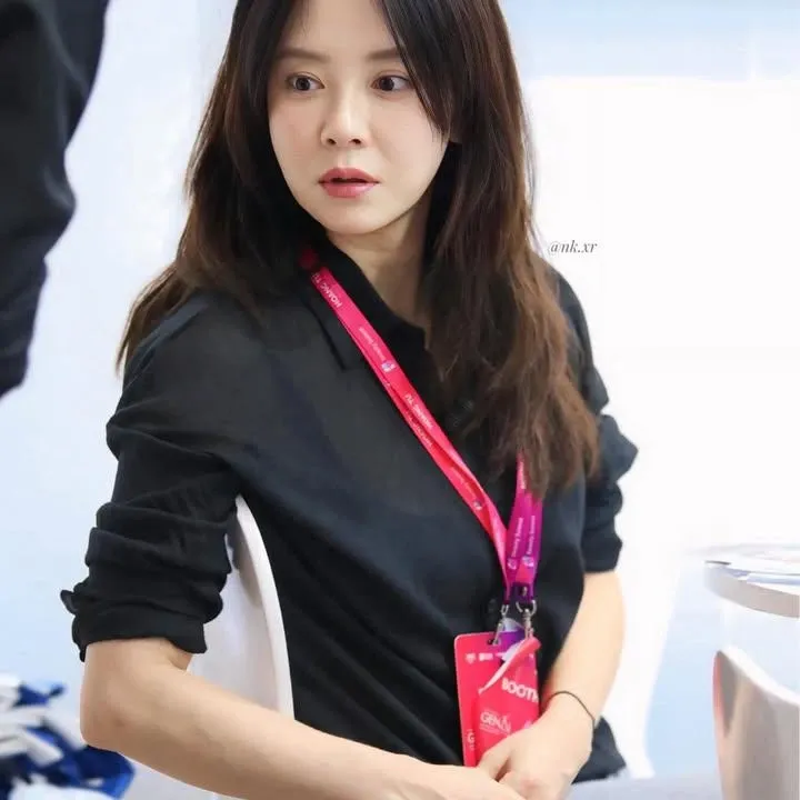 Cuplikan di balik layar dari Song Jihyo