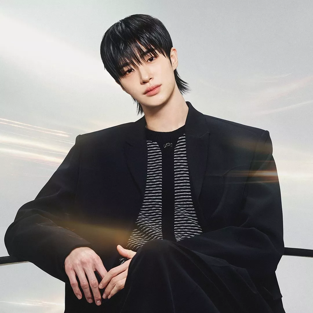 Recent activity shot of Byeon Wooseok