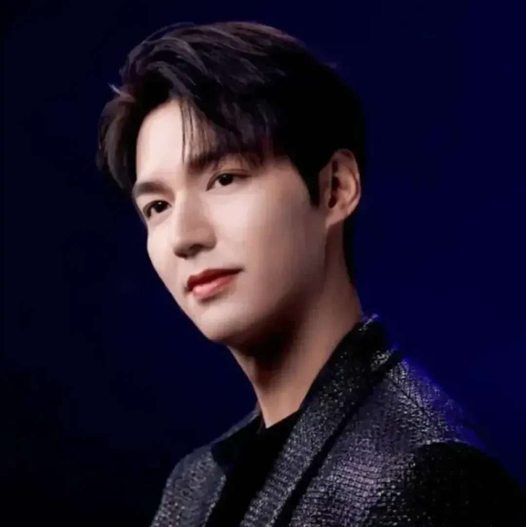 Latest photo of Lee Minho