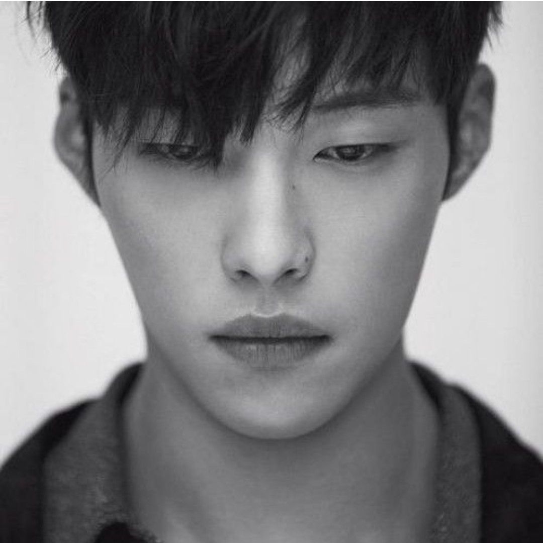 Behind-the-scenes cut of Woo Dohwan