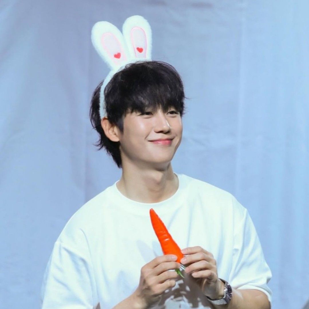 丁海寅的最新照片